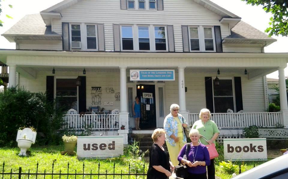 Sciuto's Bookshop opens in Douglas selling donated and rebought books