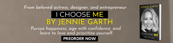Park Row: I Choose Me: Chasing Joy, Finding Purpose & Embracing Reinvention by Jennie Garth - Pre-order now!