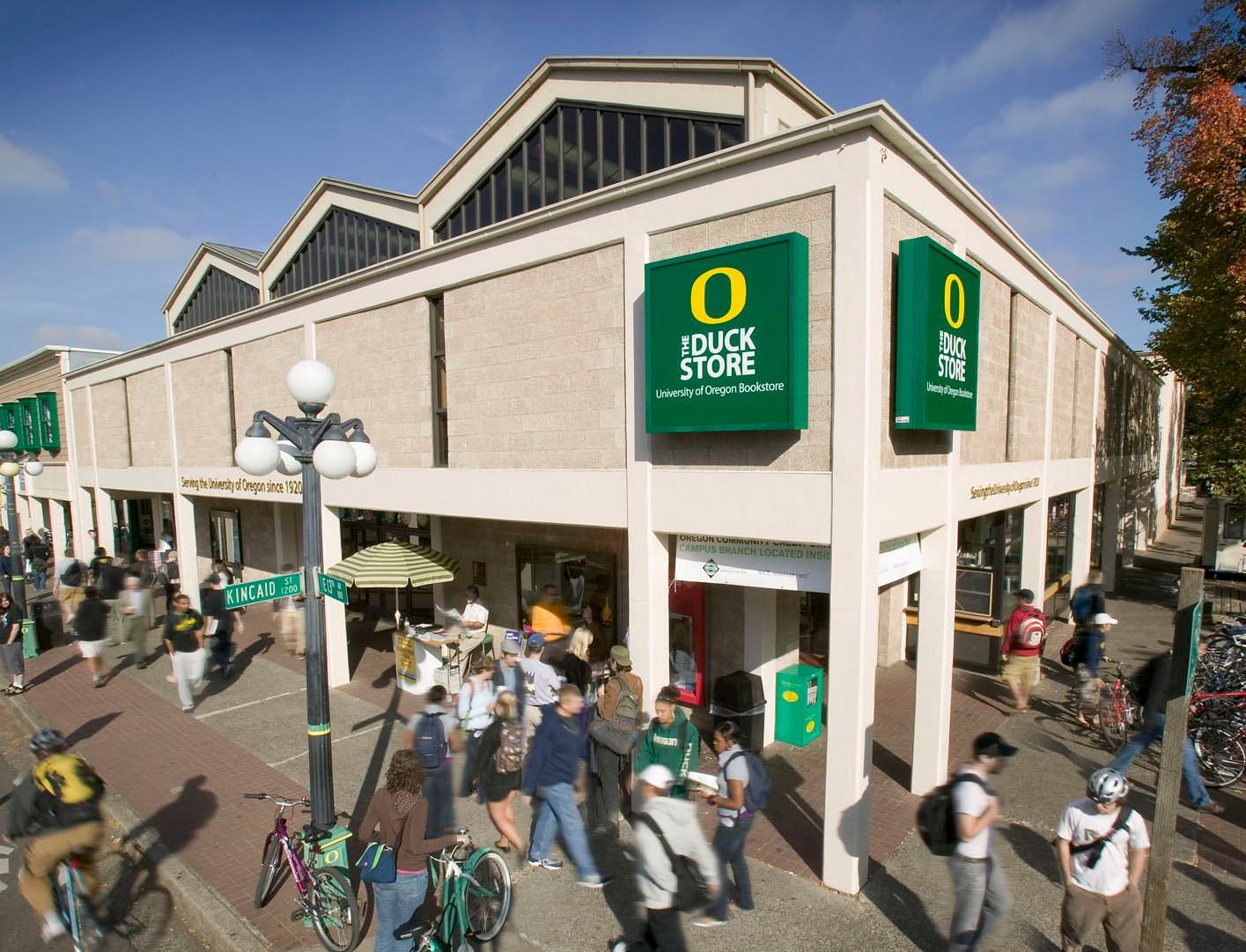 U. of Oregon's Duck Store Dropping Trade Books | Shelf Awareness